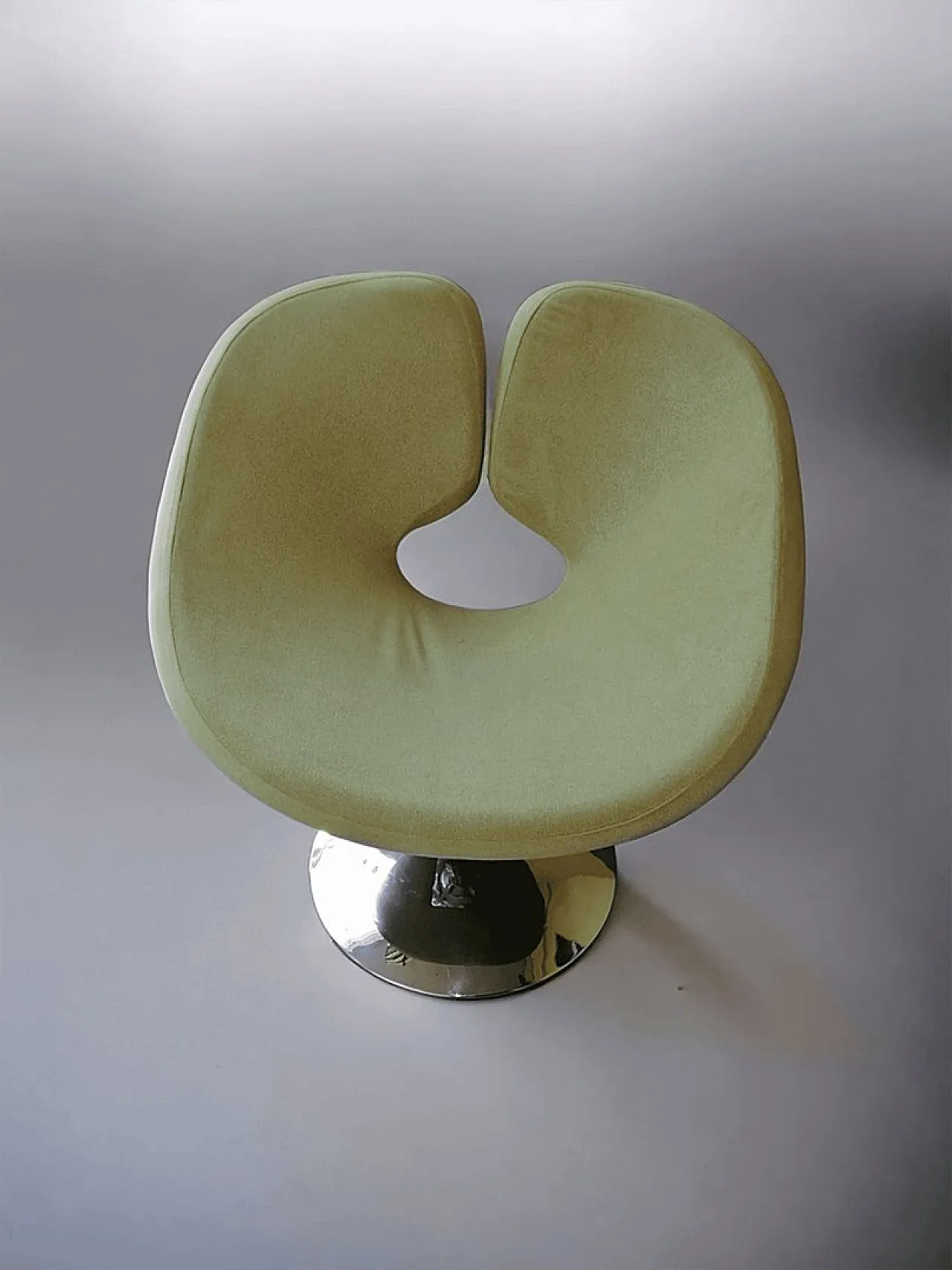 Poltrona girevole Apollo di Patrick Norguet per Artifort, anni 2000 5