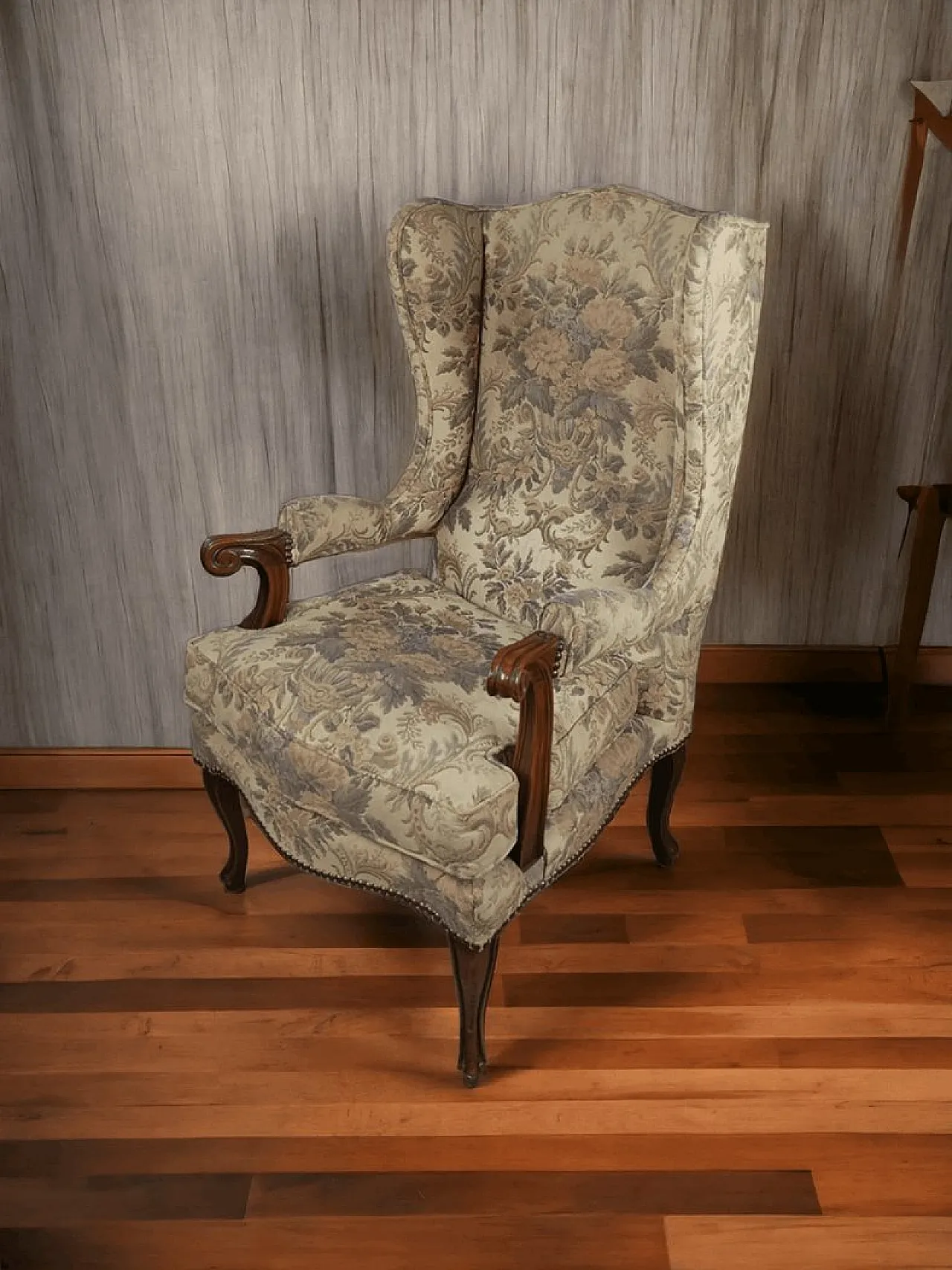 Coppia di poltrone bergere in tessuto floreale, metà '900 6