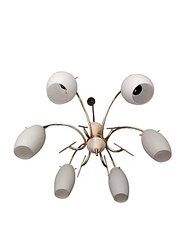 Lampadario in metallo dorato in vetro opalino stile Stilux, anni '50