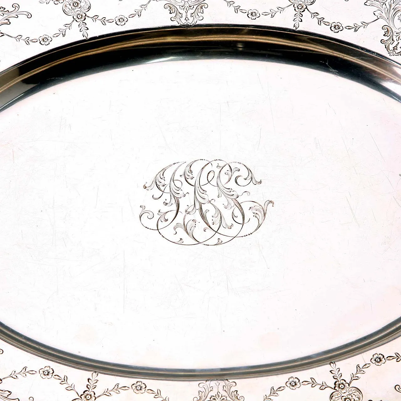 Vassoio in argento sterling cesellato, '900 7
