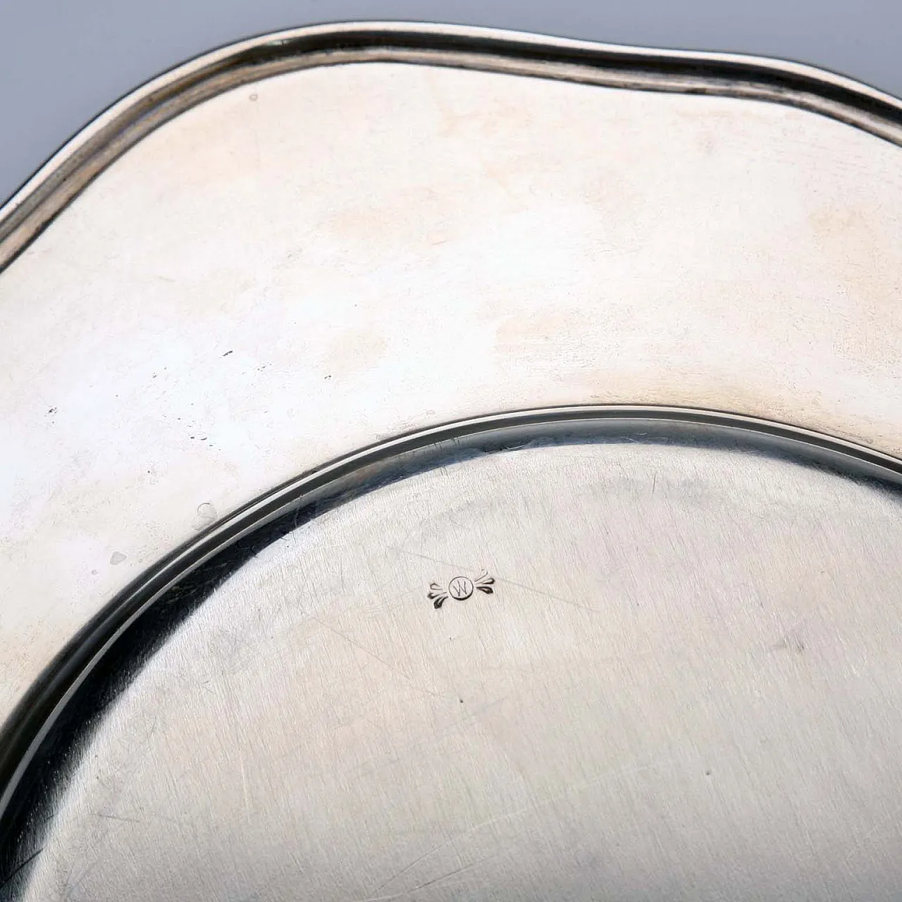 Vassoio in argento sterling cesellato, '900 8