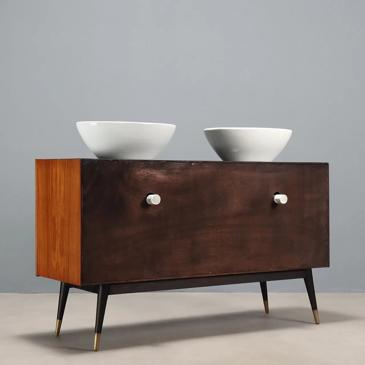 Cassettiera in legno, ottone e ceramica, '900 10