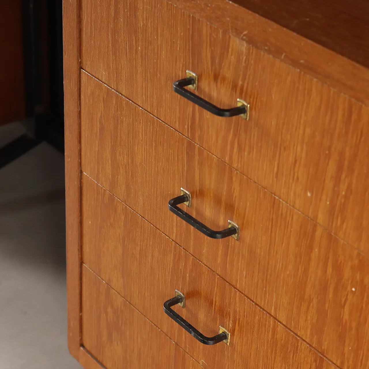 Scrivania con doppia colonna e cassetti in metallo e legno, '900 7