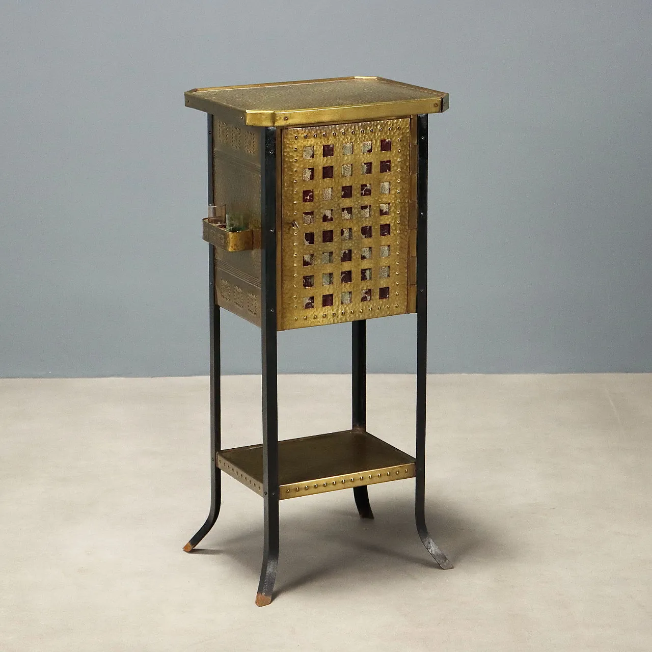 Mobile bar in stile liberty in lamiera di rame ottonata, primo '900 1