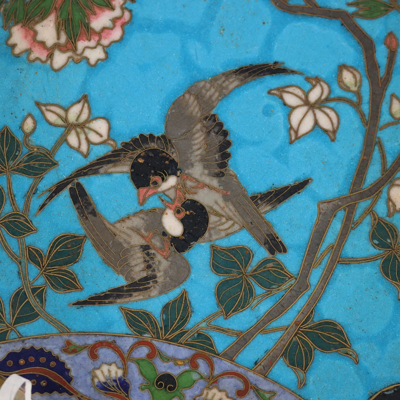 Japanese copper plate with polychrome cloisonné enamels, 19th century 3