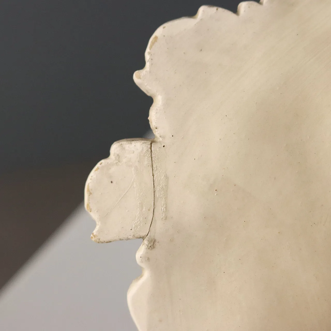 4 Piattini in ceramica bianca con decorazioni, '800 7