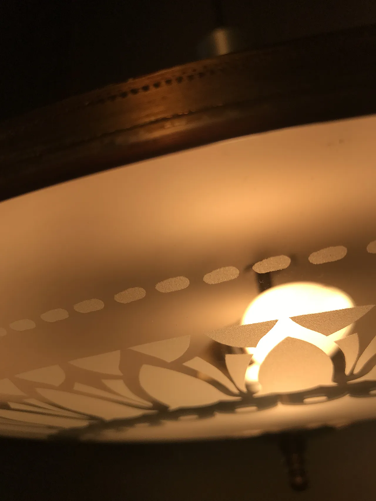 Lampadario a disco stile Pietro Chiesa perFontana Arte, anni '50 10