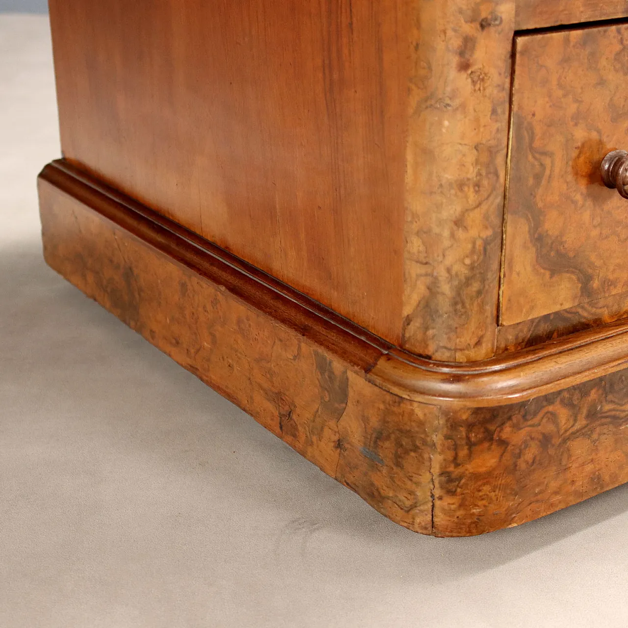 Victorian writing desk by W. Walfer and Sons, 19th century 9