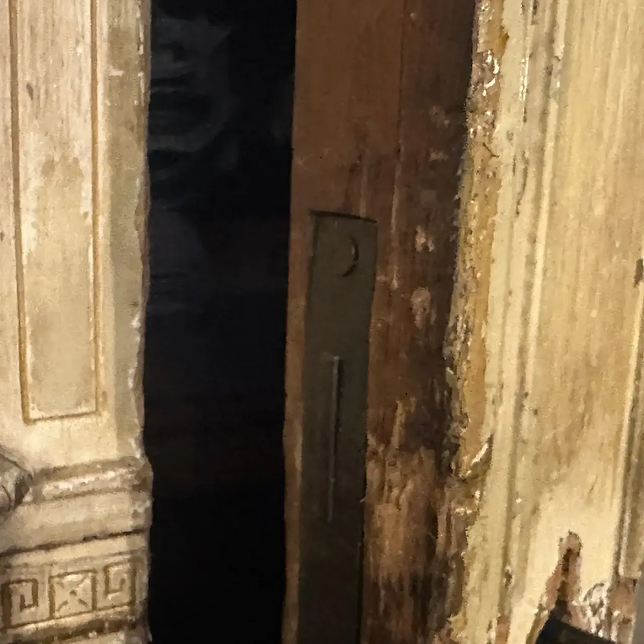 Armadio siciliano in legno laccato Luigi Filippo, primo '900 7