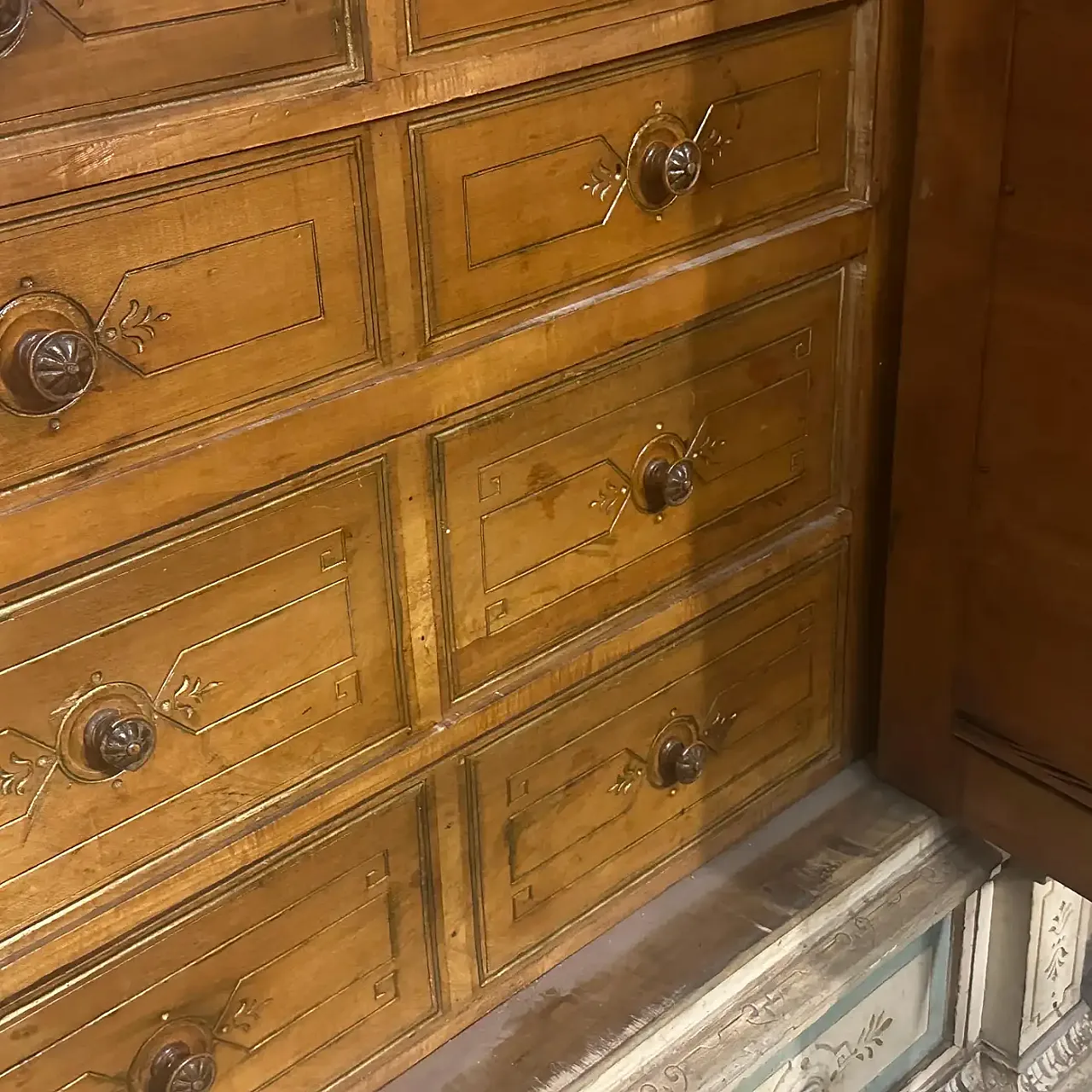 Armadio siciliano in legno laccato Luigi Filippo, primo '900 12