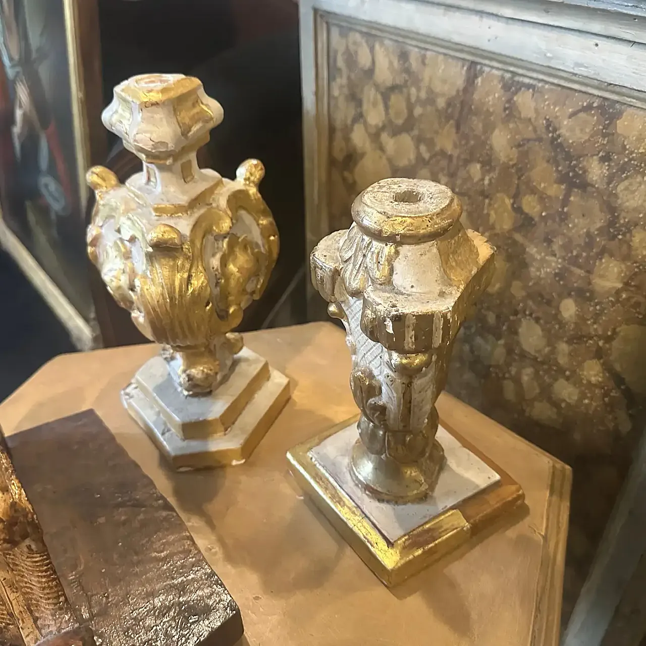 Pair of Louis XV lacquered and gilded wood palm holders, 19th century 3