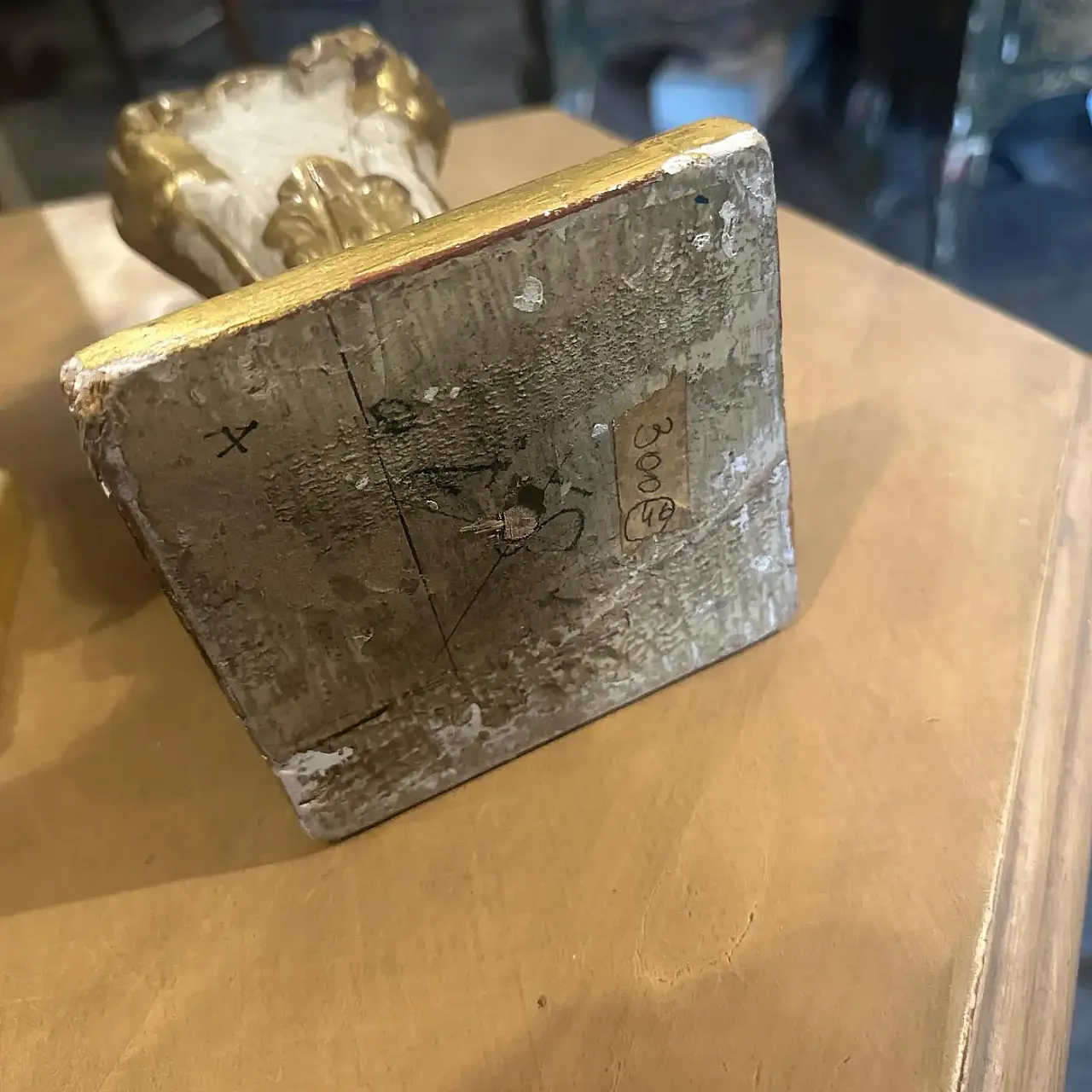 Pair of Louis XV lacquered and gilded wood palm holders, 19th century 8