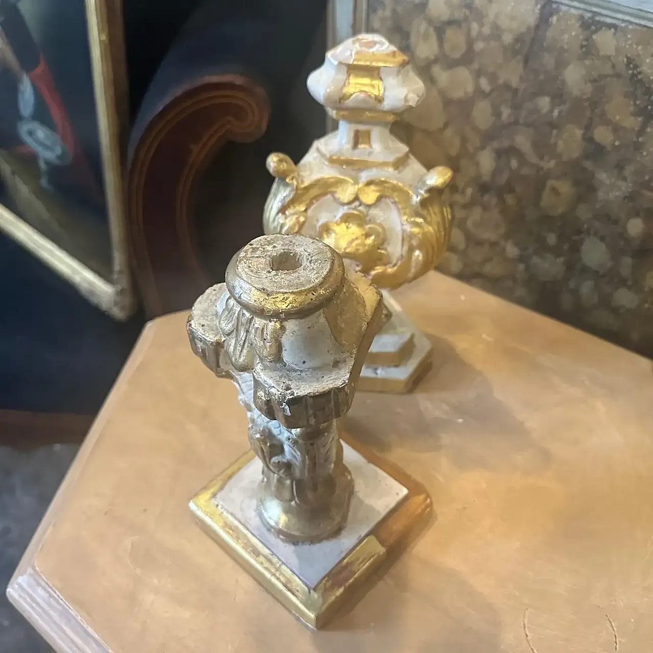 Pair of Louis XV lacquered and gilded wood palm holders, 19th century 13