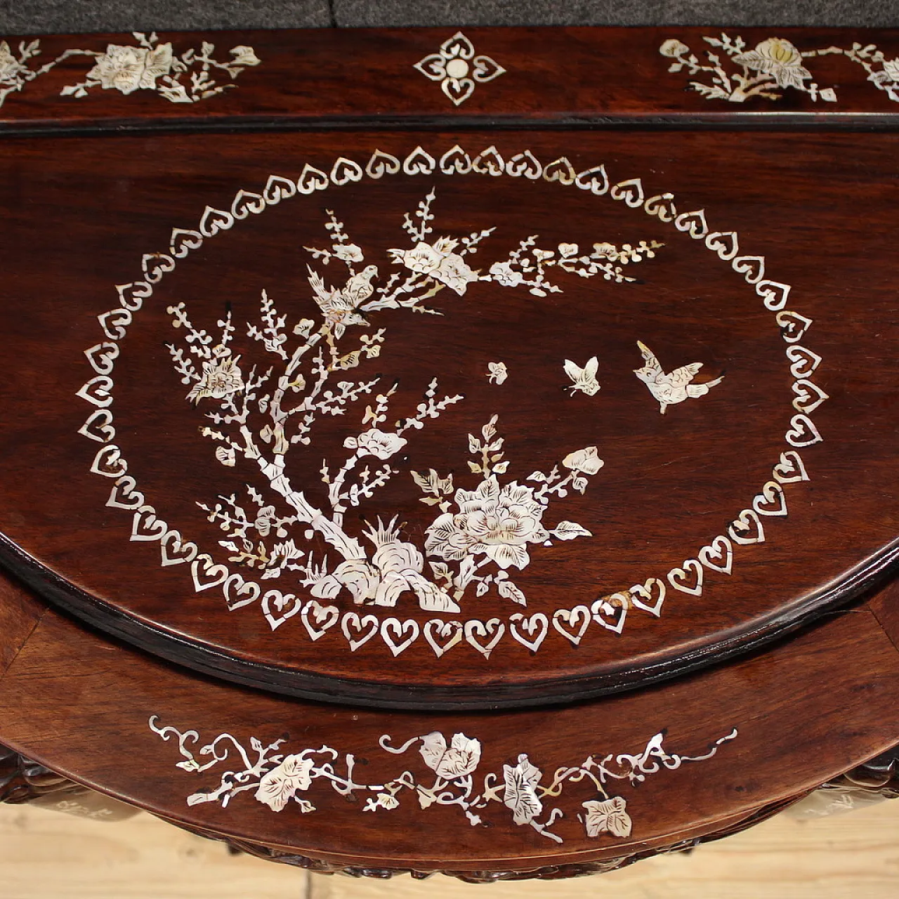 Chinese inlaid and carved console, 20th century 9