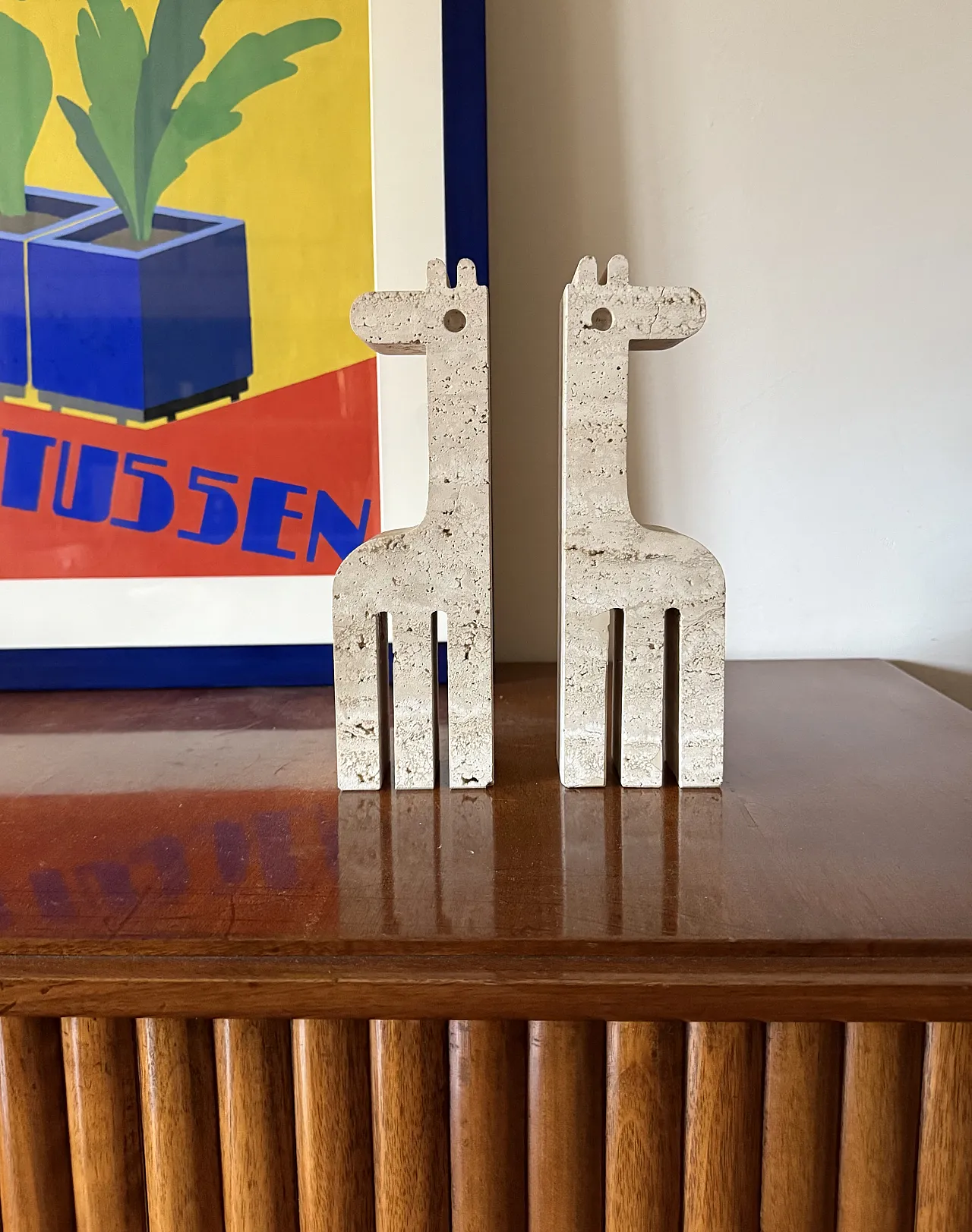Pair of travertine giraffe bookends by Fratelli Mannelli, 70s 2