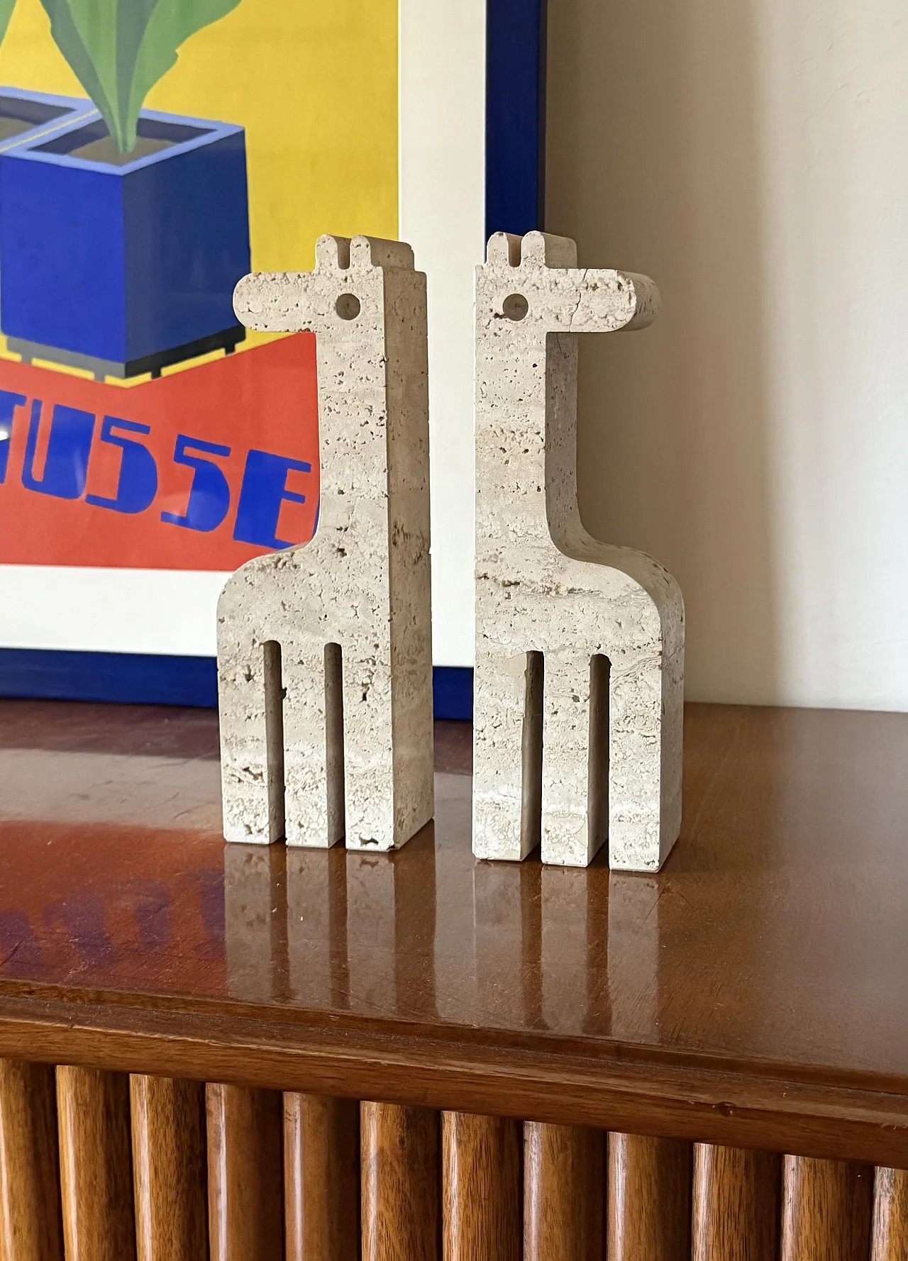 Pair of travertine giraffe bookends by Fratelli Mannelli, 70s 3