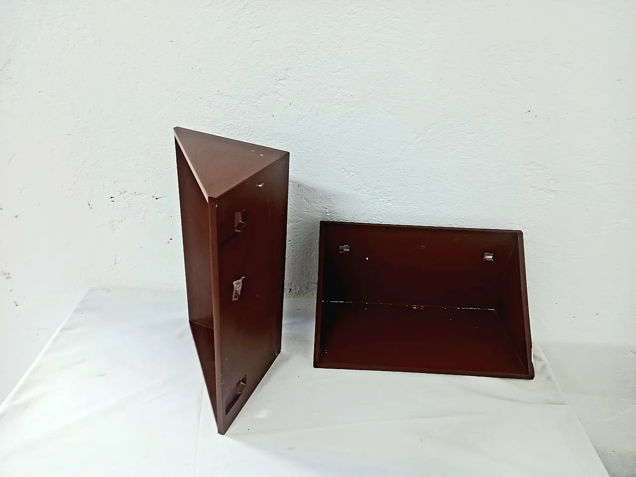 Pair of 7716 shelves by Kartell, 90s 2