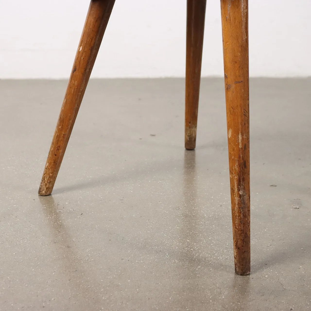 Sedia svizzera in faggio e skai, anni '60 5