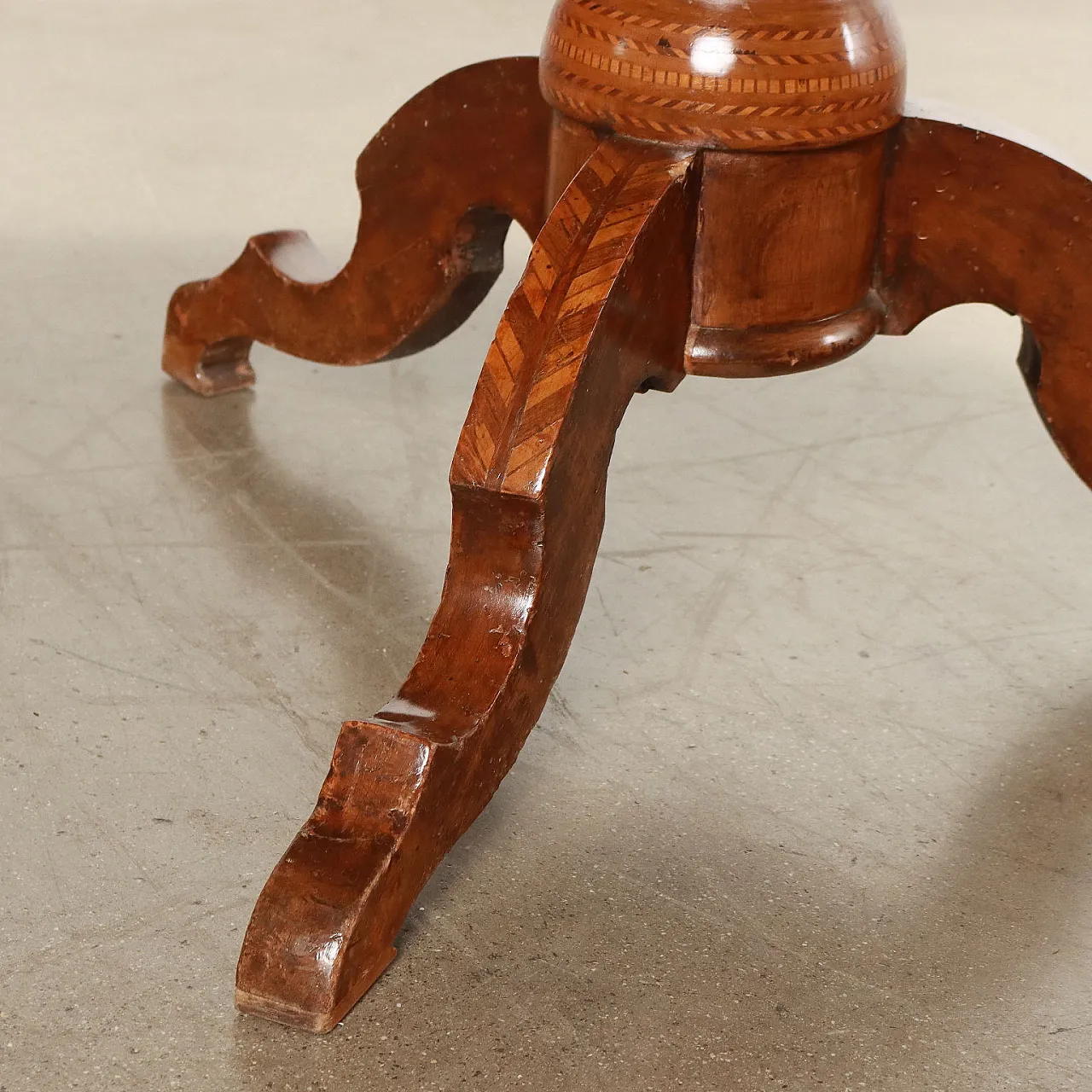 Rolo table with Saint George and the dragon inlay, second half of the 19th century 8