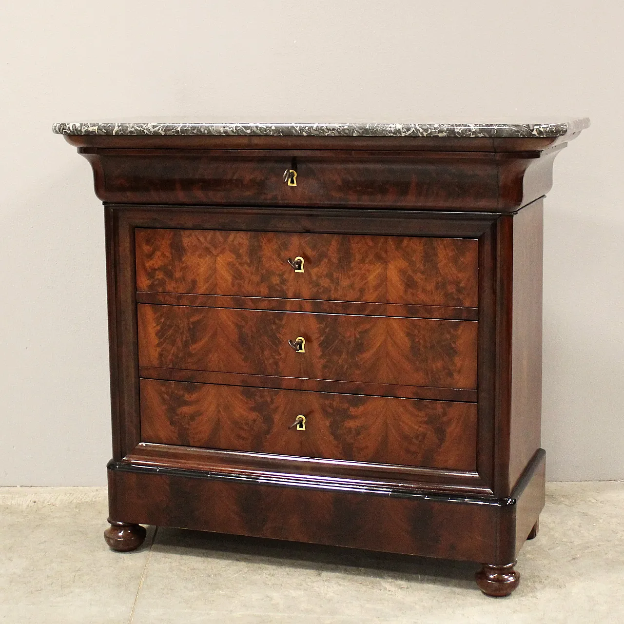 Cassettone comò cappuccino Luigi Filippo in mogano '800 3