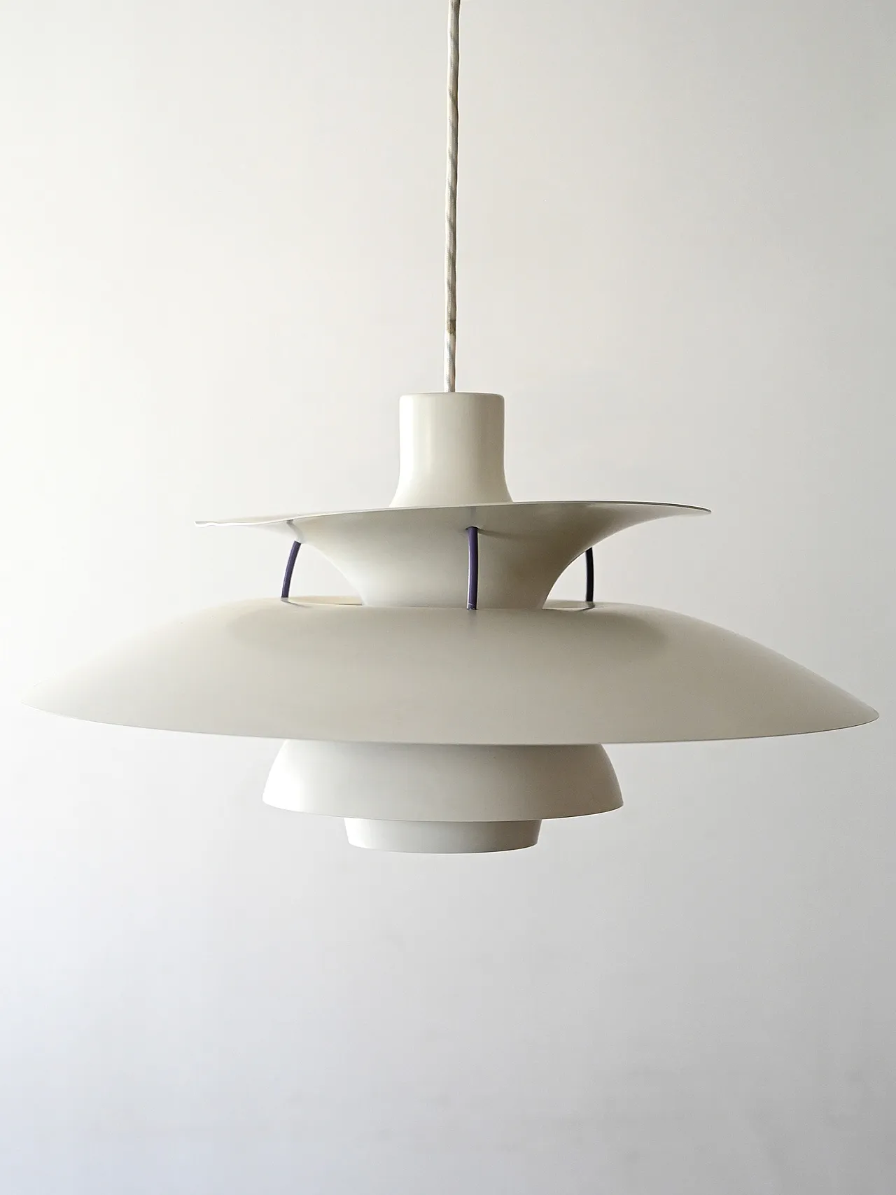 Lampadario PH 5 bianco di Poul Henningsen 2