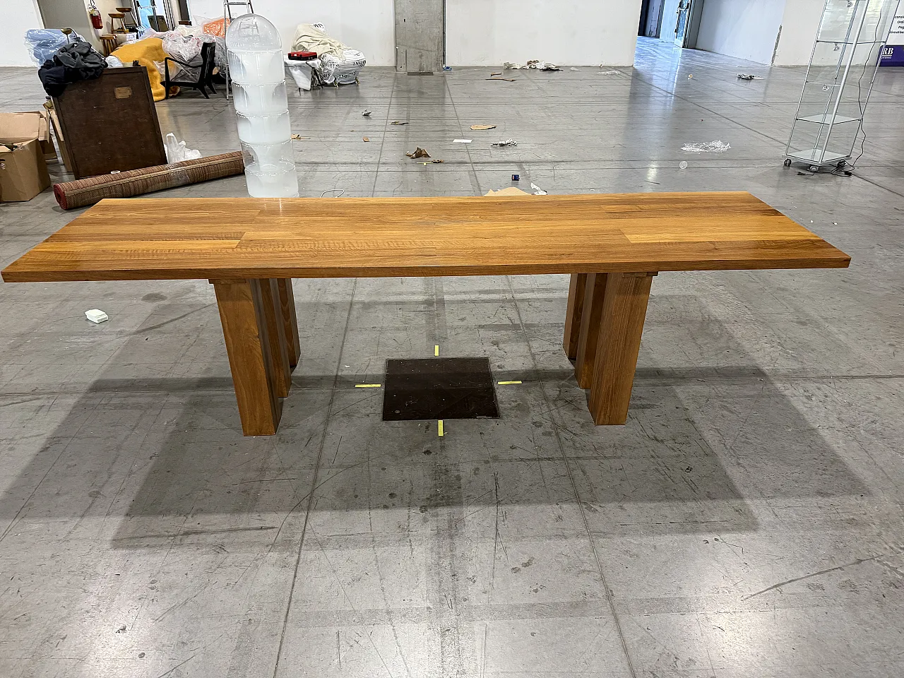 Tavolo La Basilica in noce di Mario Bellini per Cassina, anni '70 12