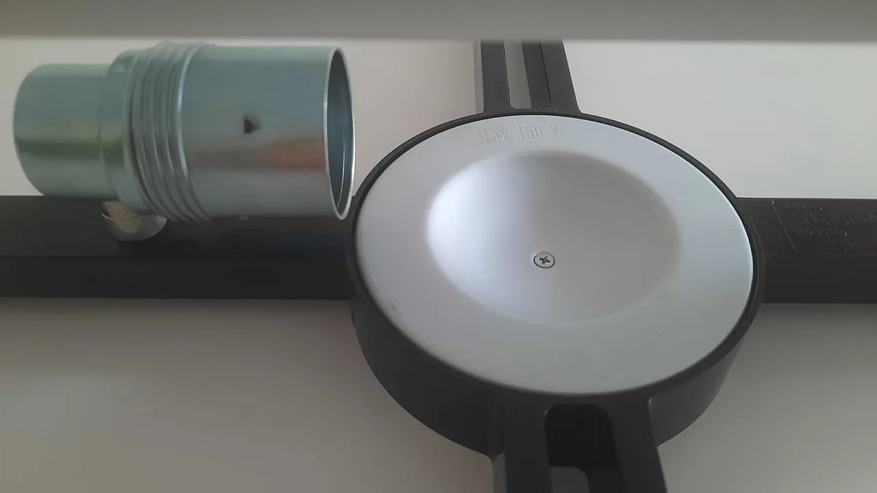 Stria coll. wall lamp by E. Gismondi for Artemide, 70s 39