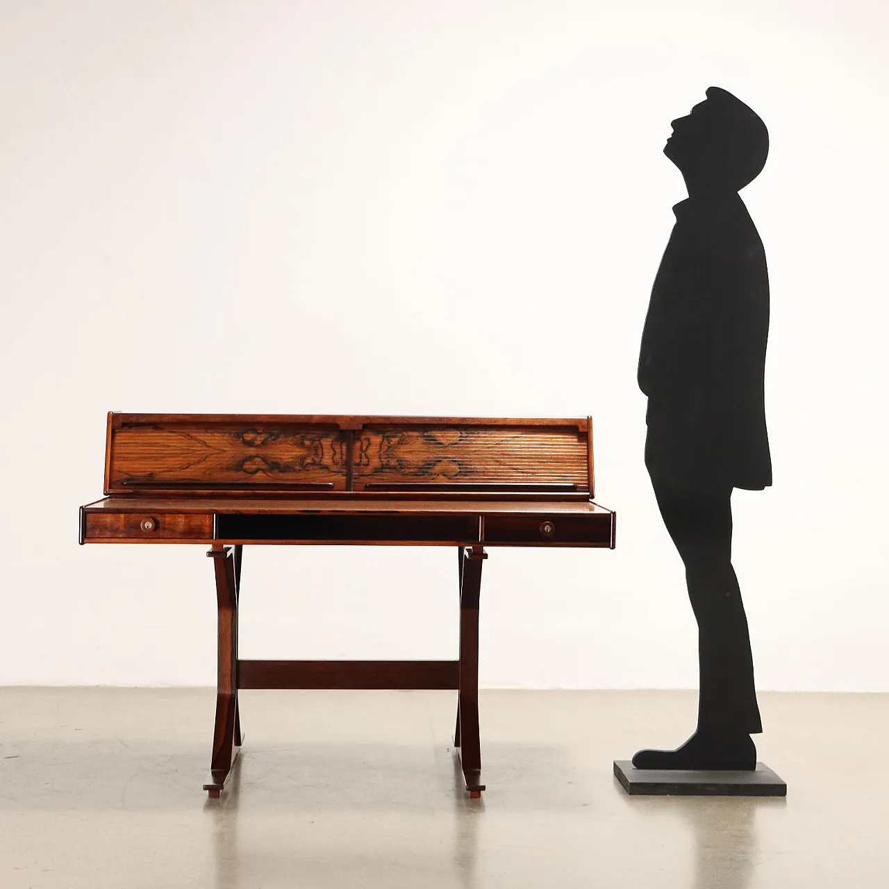 Scrittoio impiallacciato di Gianfranco Frattini per Bernini, anni '60 2