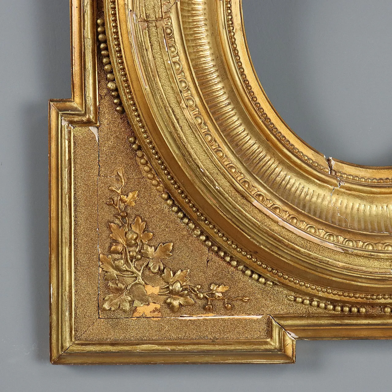 Gilded fir frame, early 19th century 5