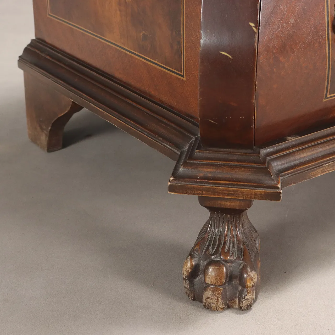 Comò con intarsi floreali e fogliari, '900 6