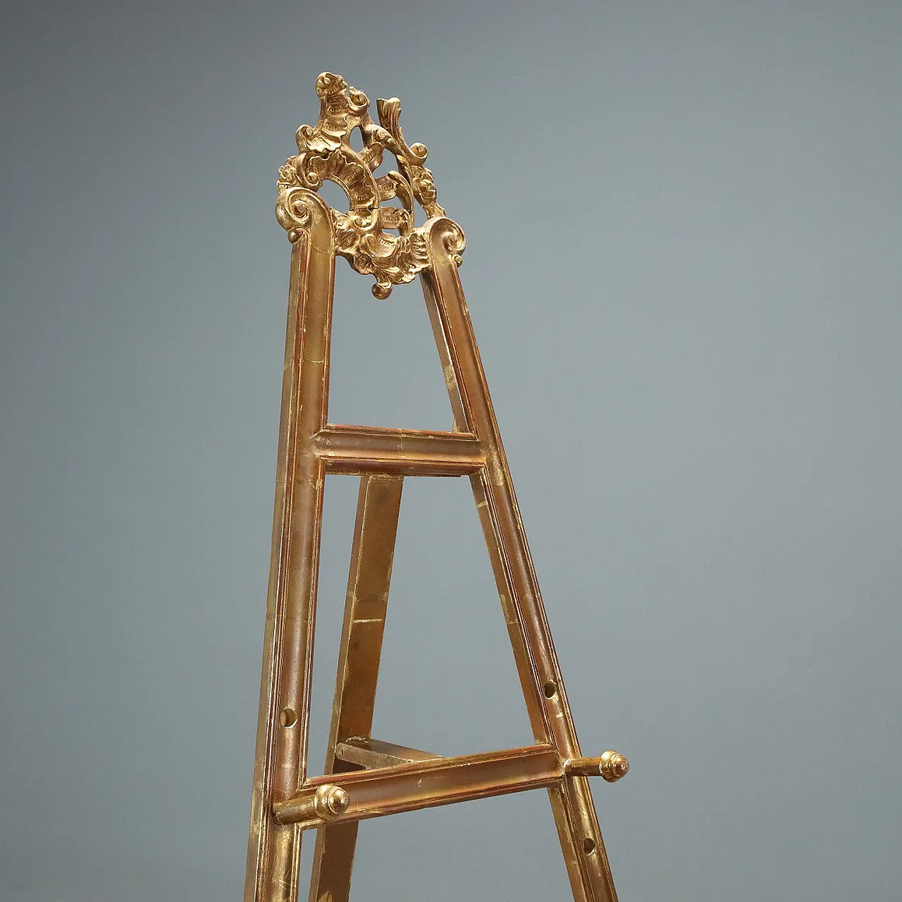 Coppia di cavalletti in legno laccato e dorato, '900 4