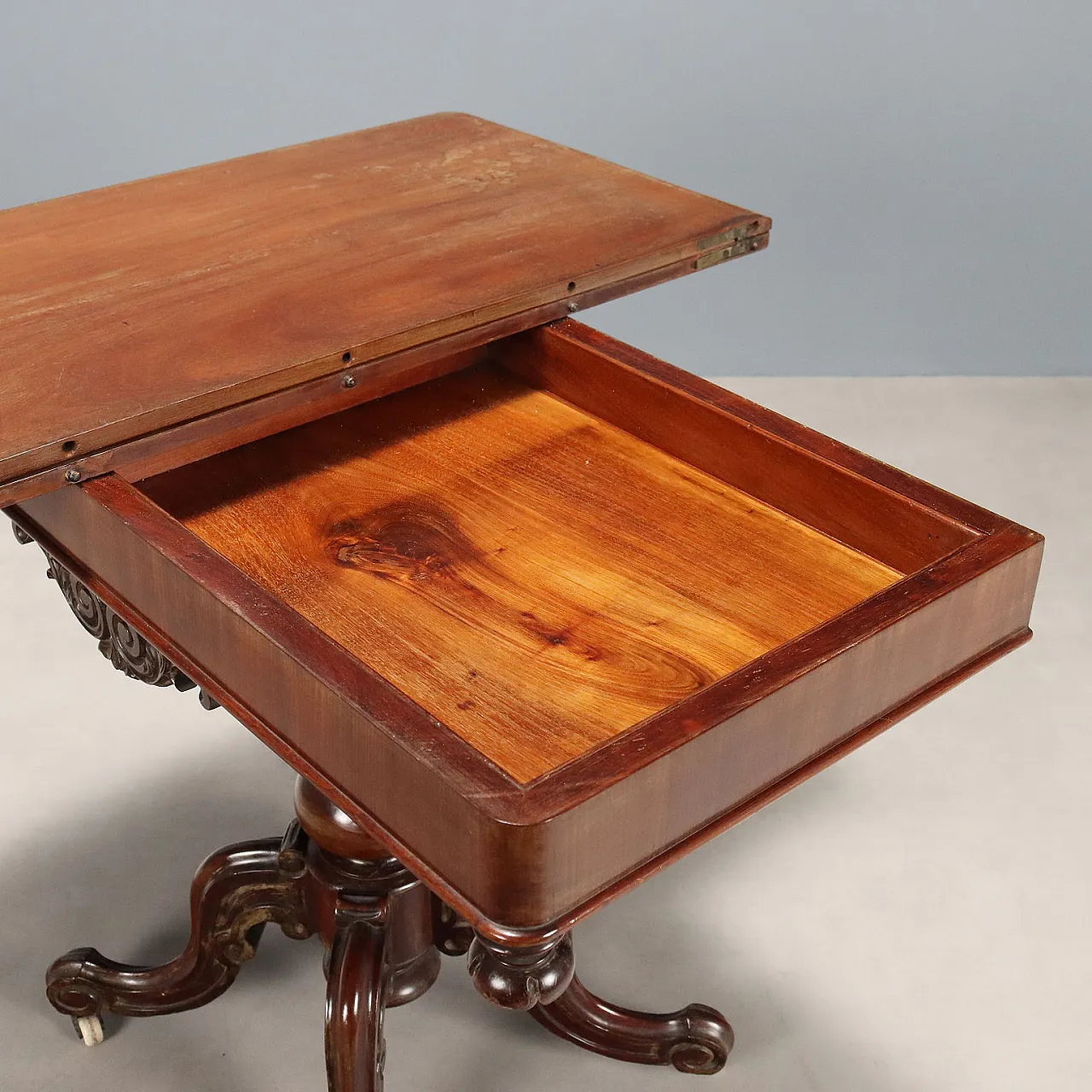 Tavolo da gioco Luigi Filippo in mogano, tardo '800 5