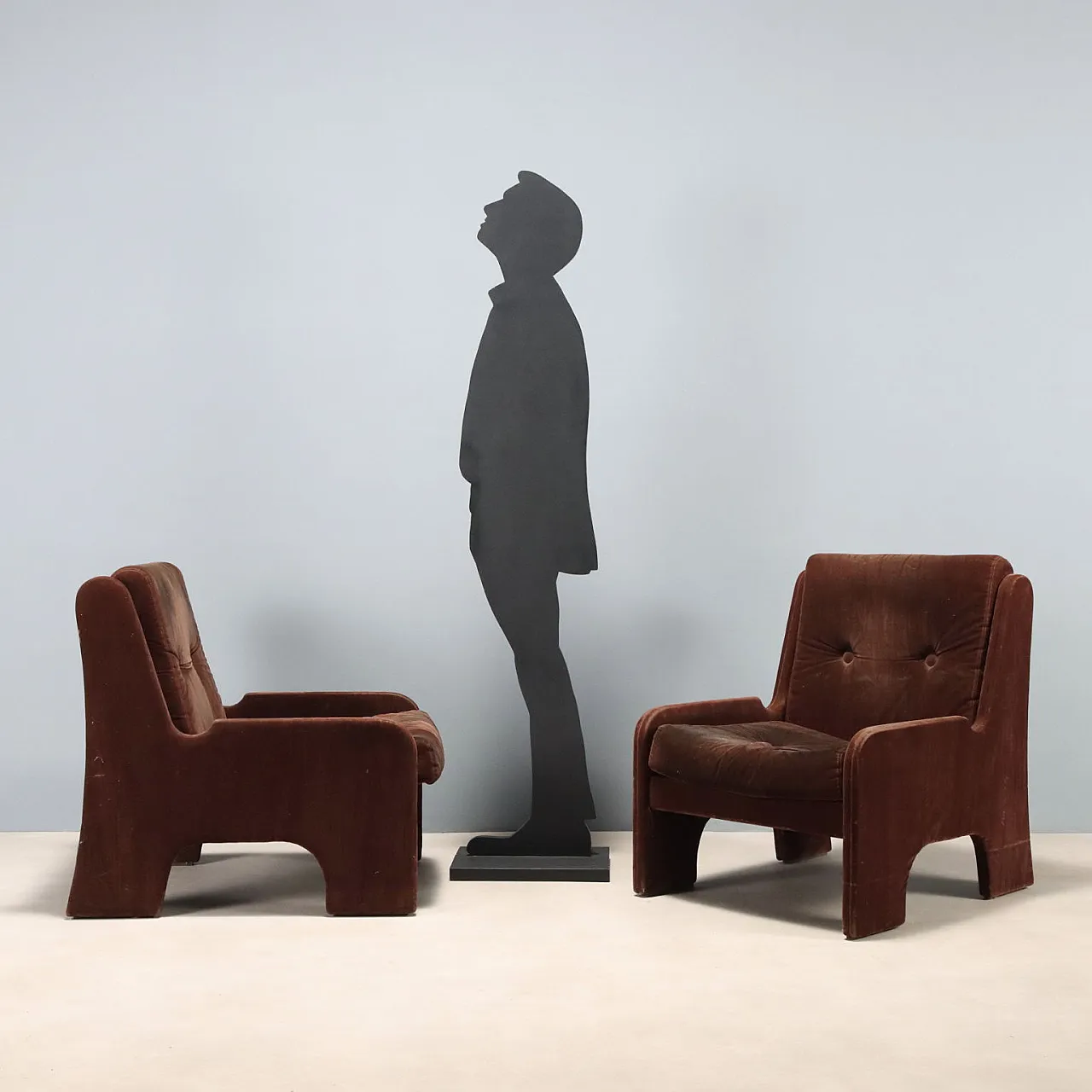 4 Poltrone con imbottitura in espanso e rivestimento in tessuto, '900 2