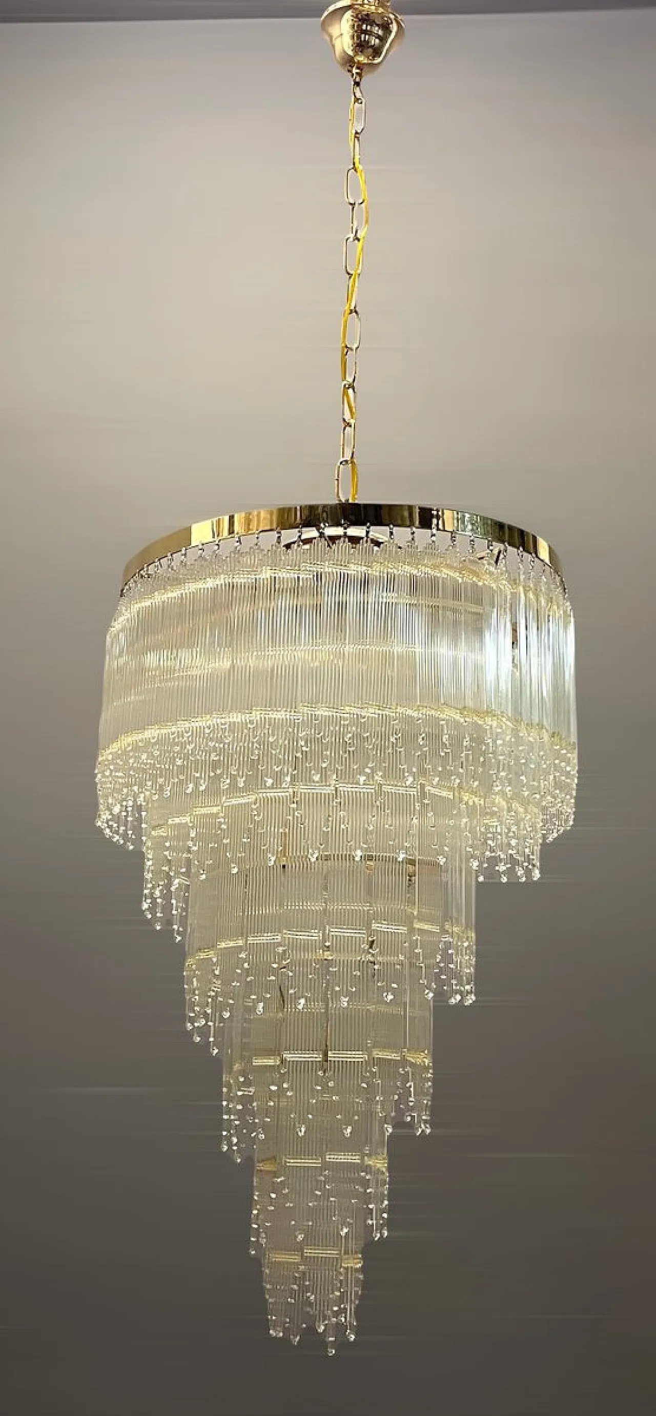 Mid-Century Italian brass chandelier 10