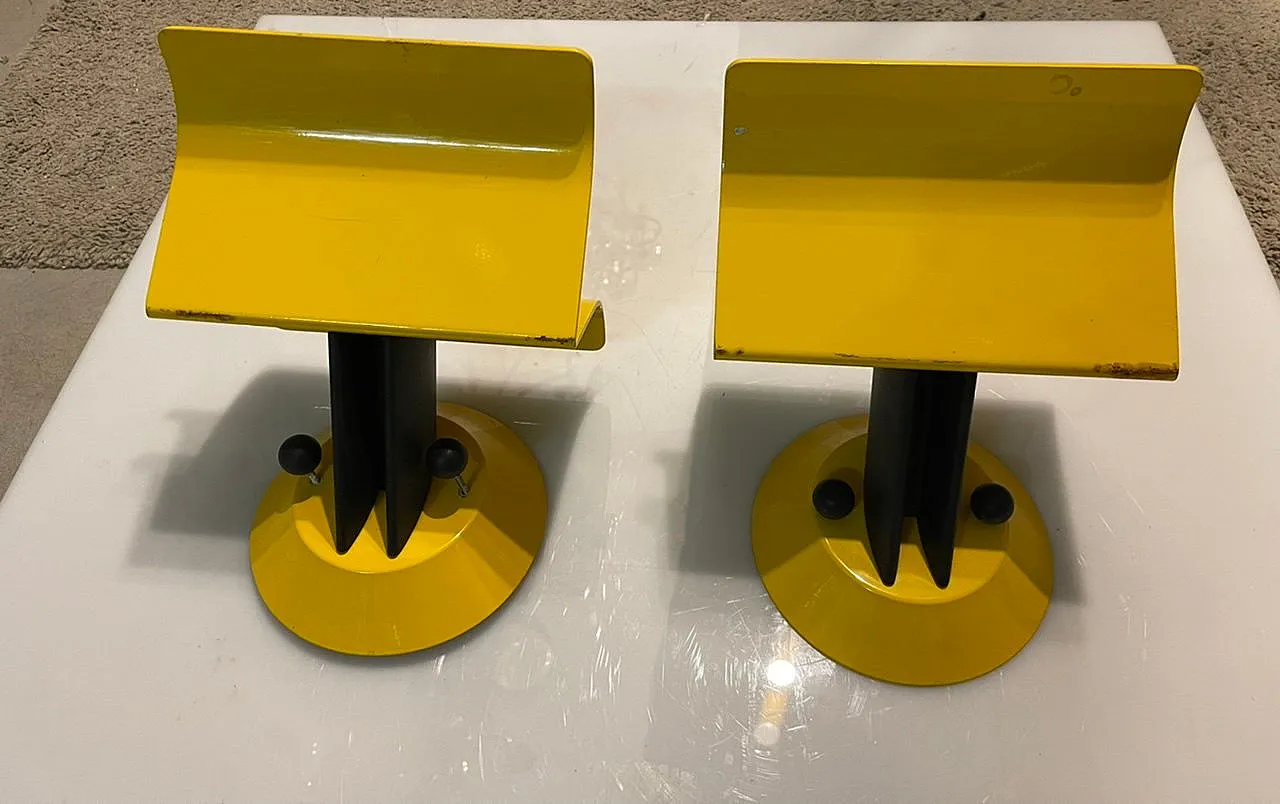 3 Applique Mid-Century in metallo giallo, Italia, anni '70 3