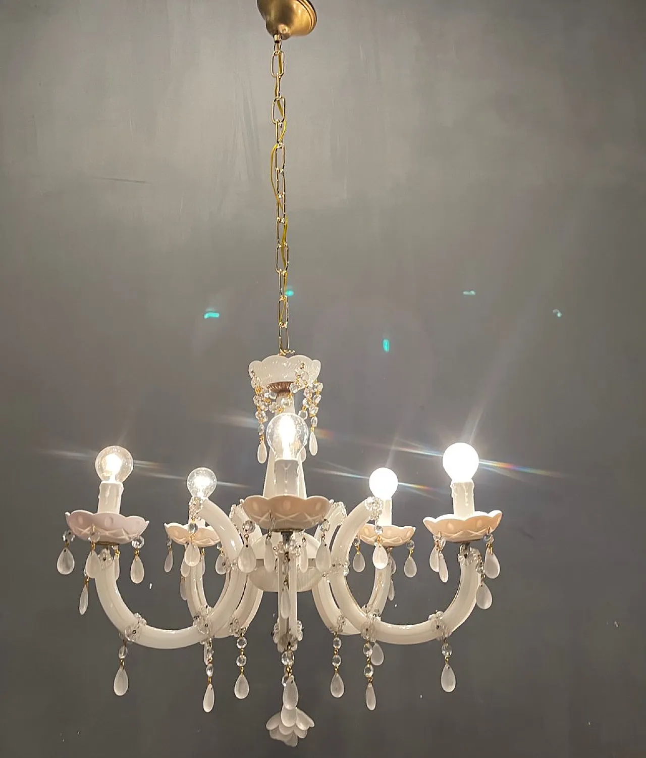 White opaline glass chandelier, Italy 3