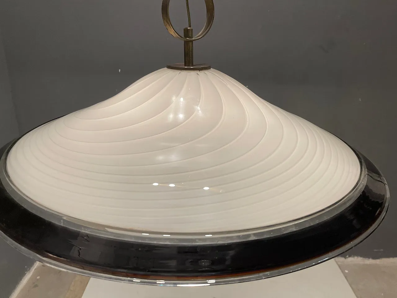 Lampada a sospensione bianca e nera in vetro di Murano 2