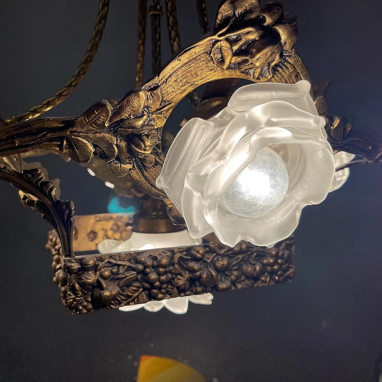 Lampadario Liberty dorato, Italia 8