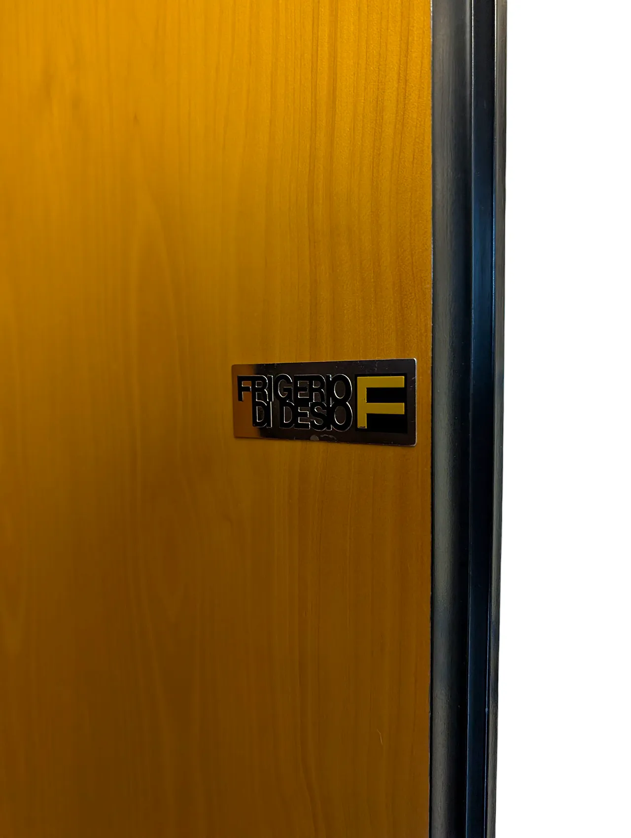 Wardrobe by Frigerio di Desio, 1970s 6