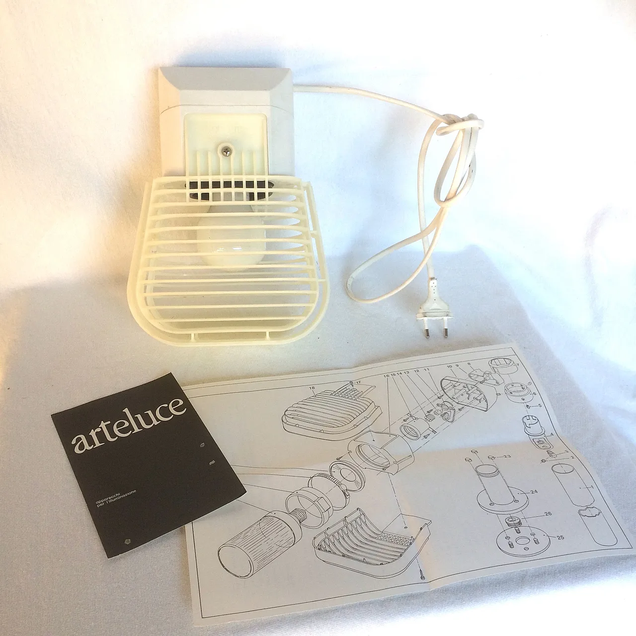 Spotlight mod. Joe by Arteluce, 1980s 1