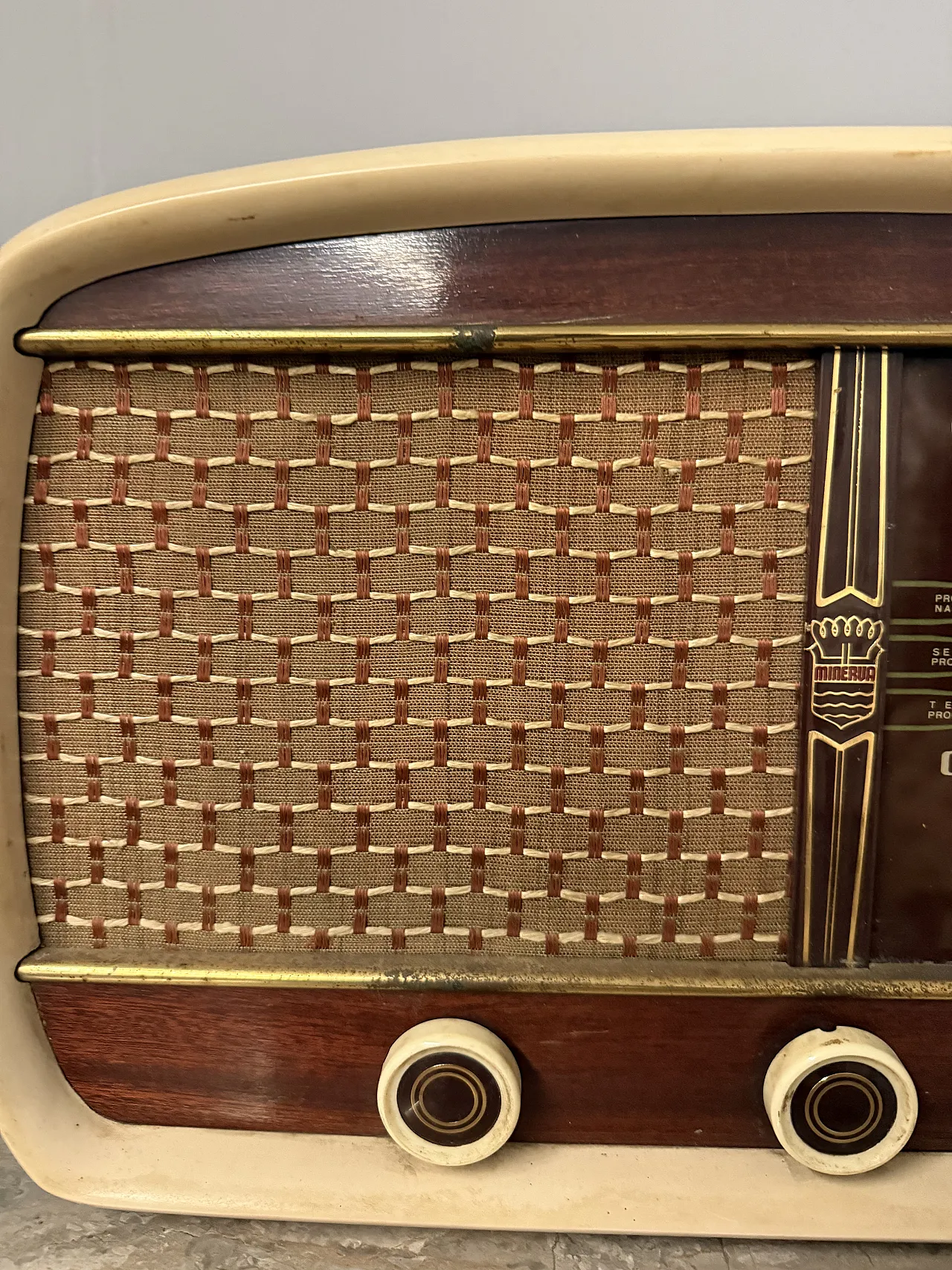 Tube radio Minerva, 1950s 4