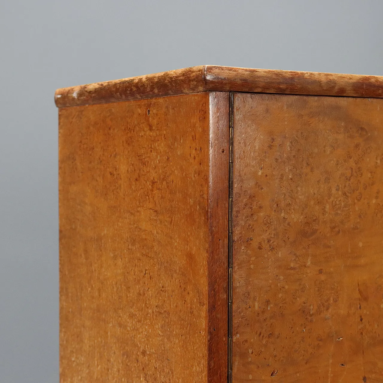 Mobile impiallacciato in radica di noce, '900 5