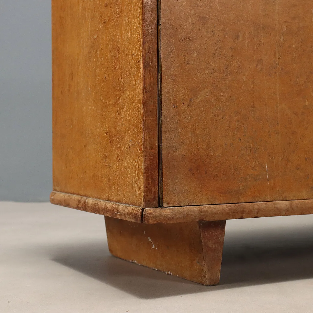 Mobile impiallacciato in radica di noce, '900 7