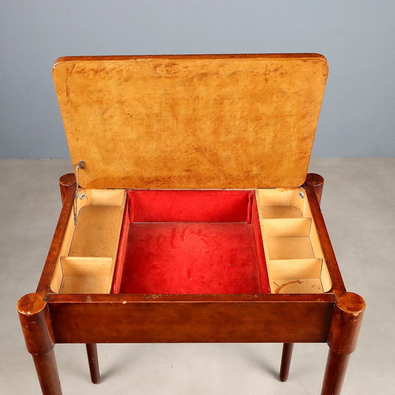 Tavolino in mogano, metà '800 5