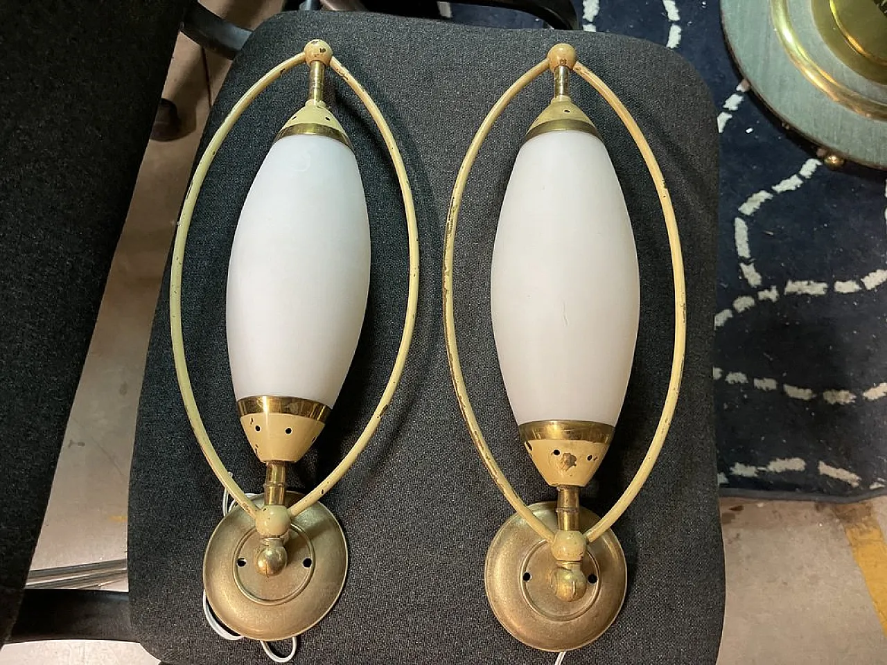 Pair of opaline glass sconces from Stilnovo, 50s 2