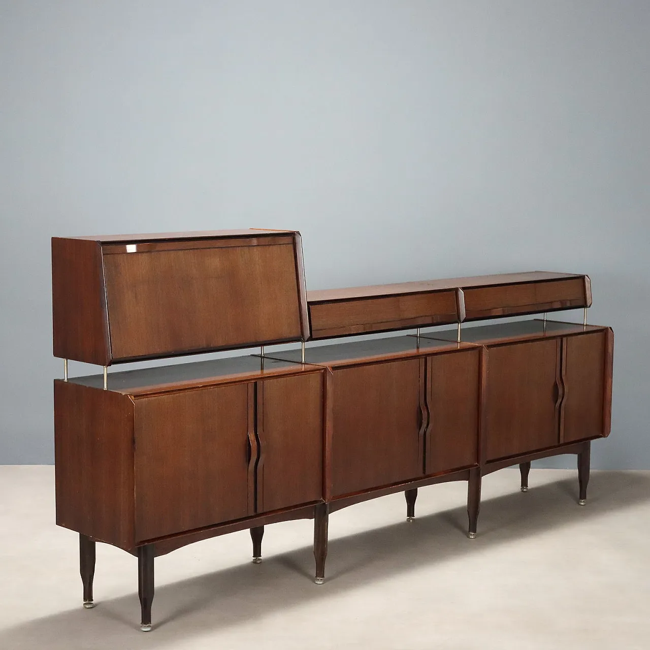 Credenza con impiallacciatura di legno esotico, '900 1