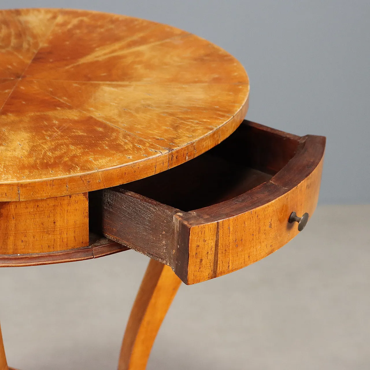 Tavolino in noce con cassetto, '800 3