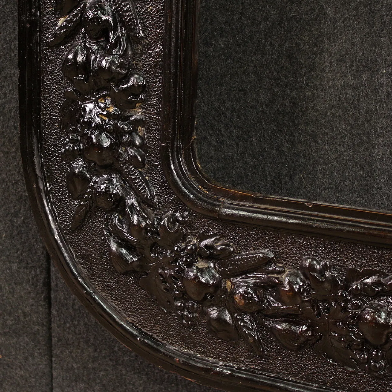 Italian frame, 19th century 6
