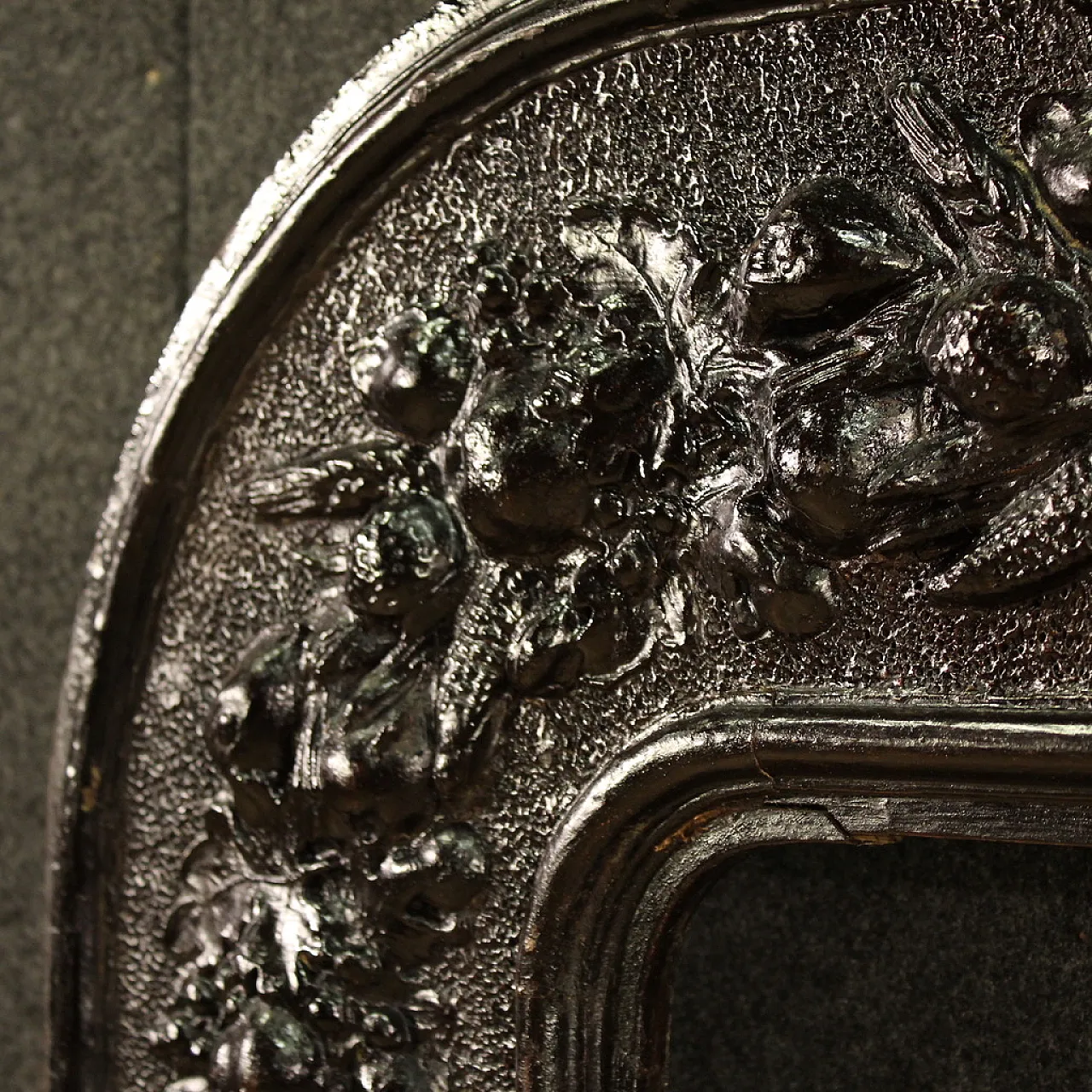 Italian frame, 19th century 12