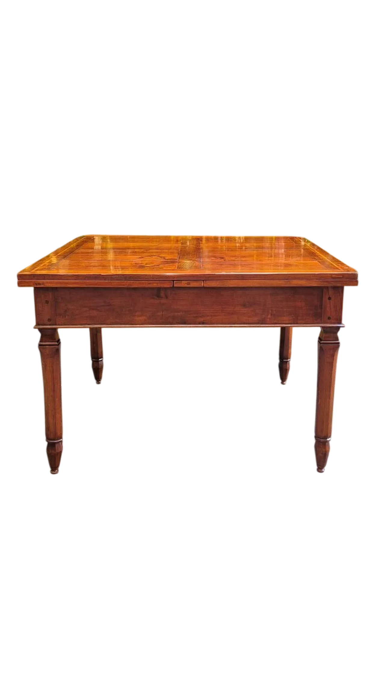 Emilian extendable cherry wood table, mid-19th century 6